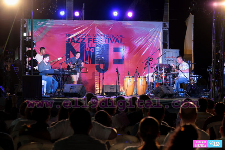 Amantes de la buena m&uacute;sica disfrutan de clausura de Festival Internacional de Jazz